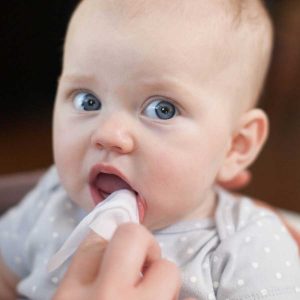 علائم دندان درآوردن نوزادان