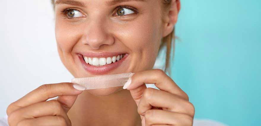 سفیدکردن دندان به روش خانگی