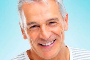 سفیدکردن دندان